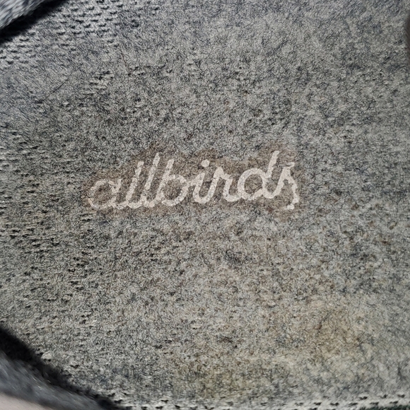 Allbirds Tree Runners Gray Sneakers 8 - Picture 4 of 5